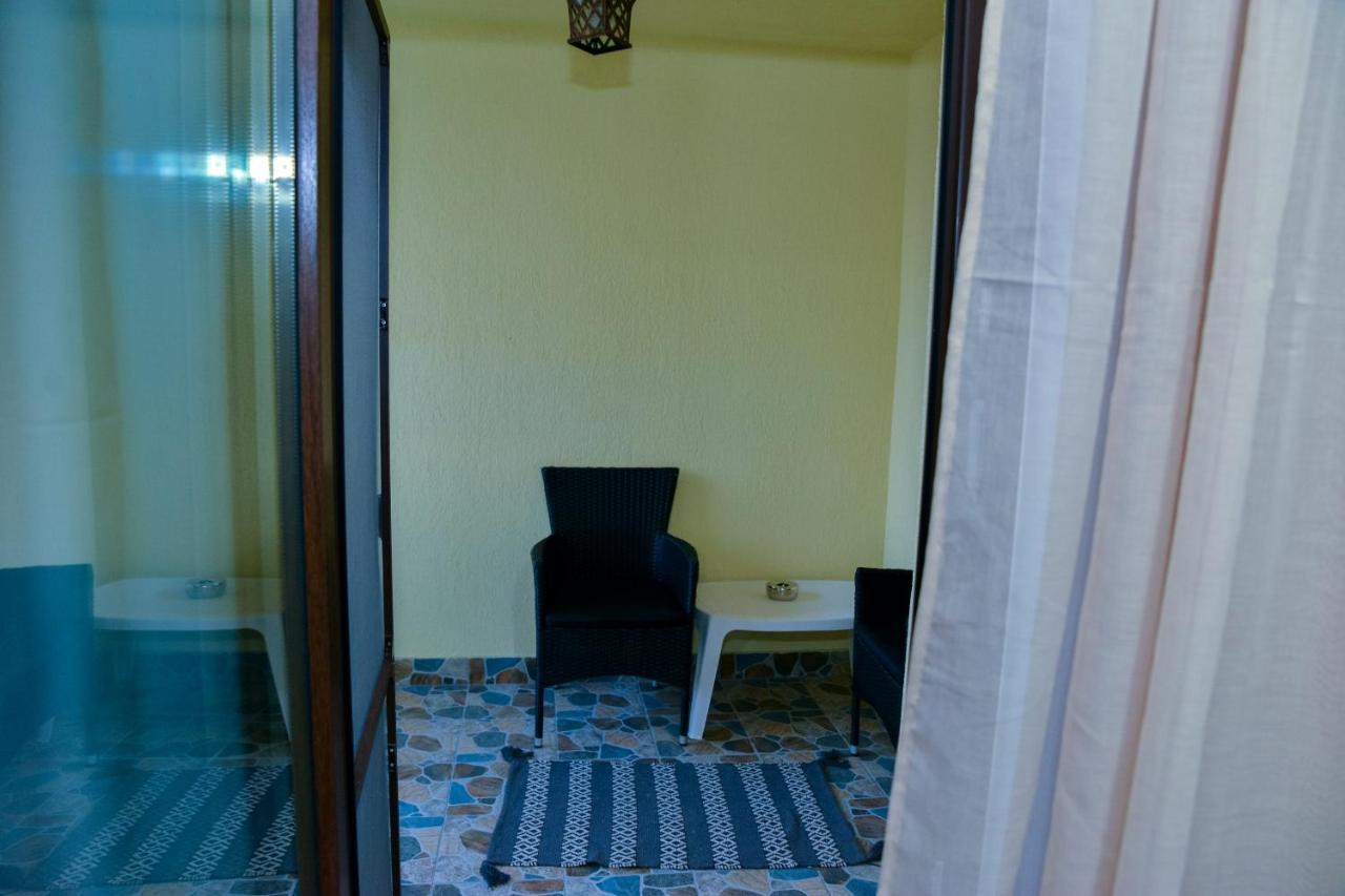 Вилла Casa Avram Рымнику-Вылча Экстерьер фото